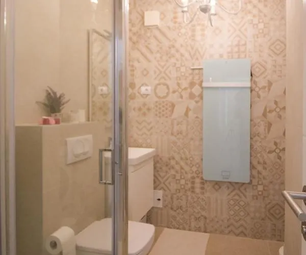 아파트 Trixi Maksimijan *